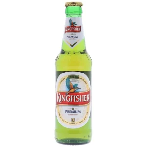Une bouteille de 33cl de BIÈRE INDIENNE KINGFISHER en verre vert avec une étiquette vibrante portant le logo de Kingfisher et des accents rouges, blancs et dorés. Le bouchon et l'étiquette verts indiquent "Premium Lager Beer".